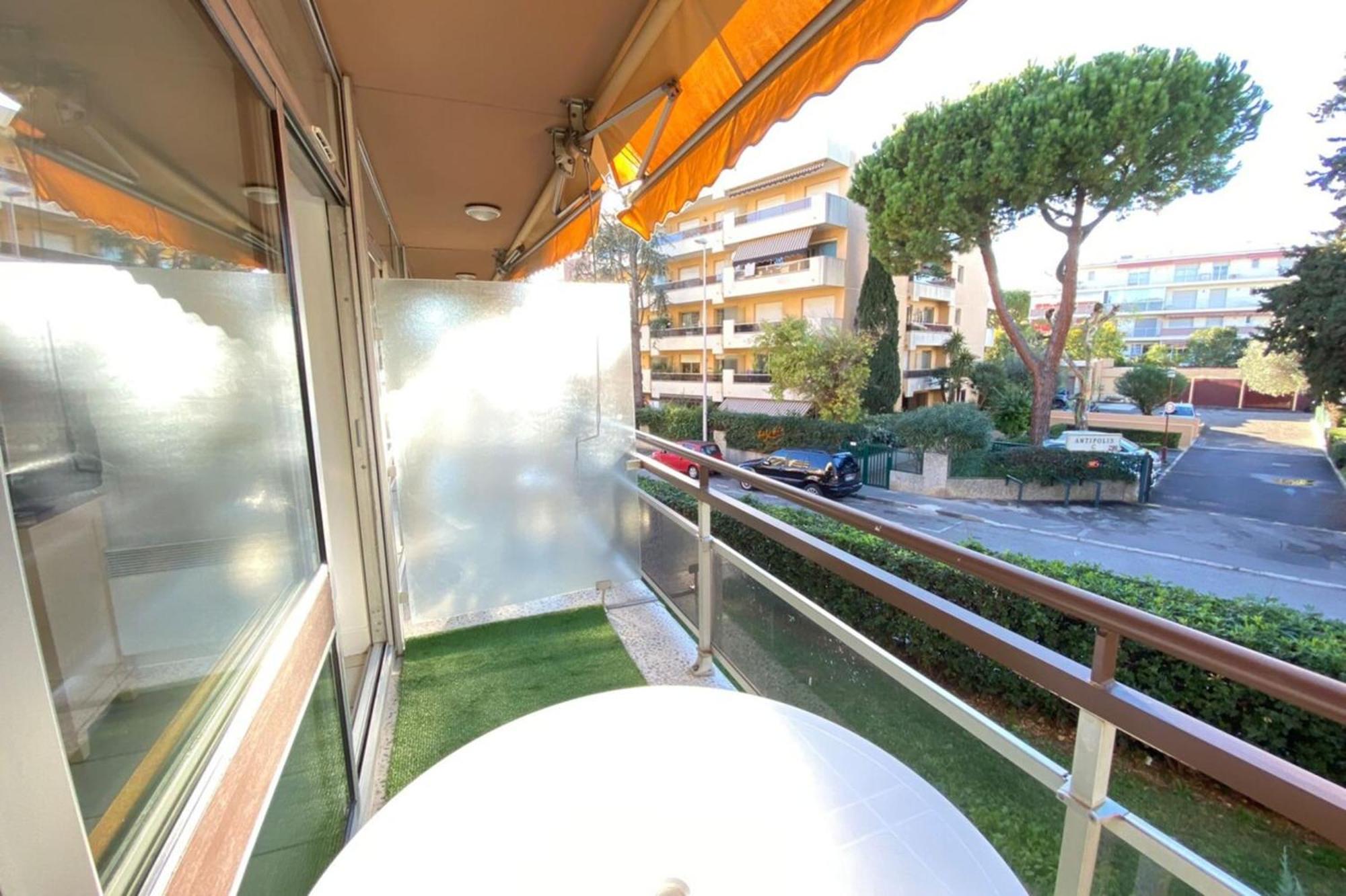 06U - Beautiful Studio In Residence - Swimming Pool And Tennis Court Saint-Laurent-du-Var Exterior foto