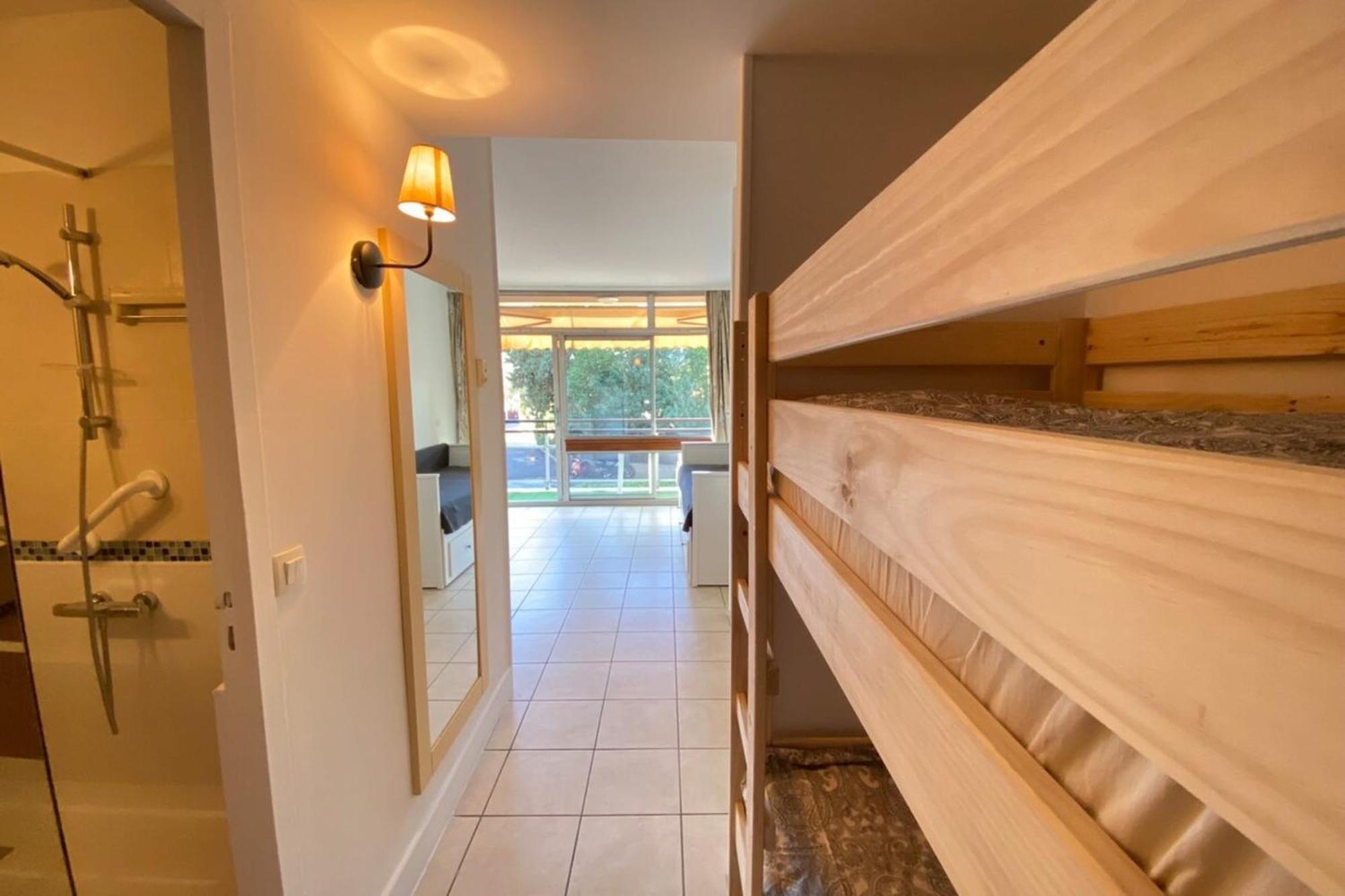 06U - Beautiful Studio In Residence - Swimming Pool And Tennis Court Saint-Laurent-du-Var Exterior foto